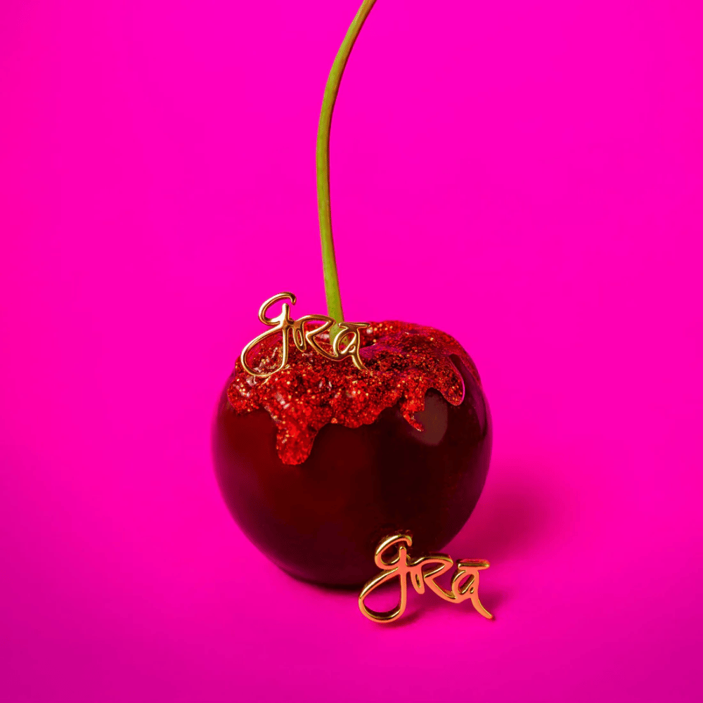 Grá Beag Studs Gold- Lillys Pharmacy and Health Store