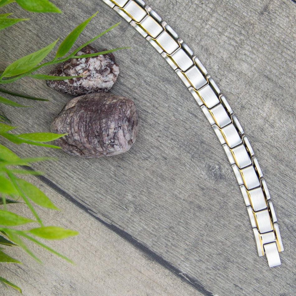 Alexander's Moon 4in1 Magnetic Bracelet- Lillys Pharmacy and Health Store