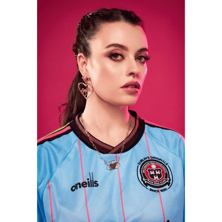 Grá Croí Heart Earrings Gold- Lillys Pharmacy and Health Store