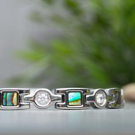 Avens Star 4in1 Magnetic Bracelet- Lillys Pharmacy and Health Store