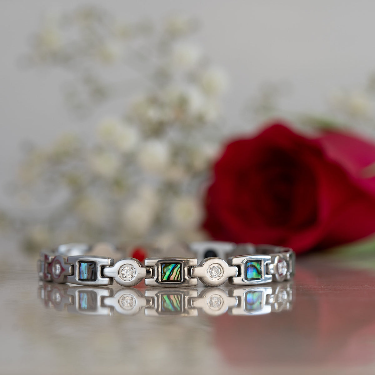 Avens Star 4in1 Magnetic Bracelet- Lillys Pharmacy and Health Store