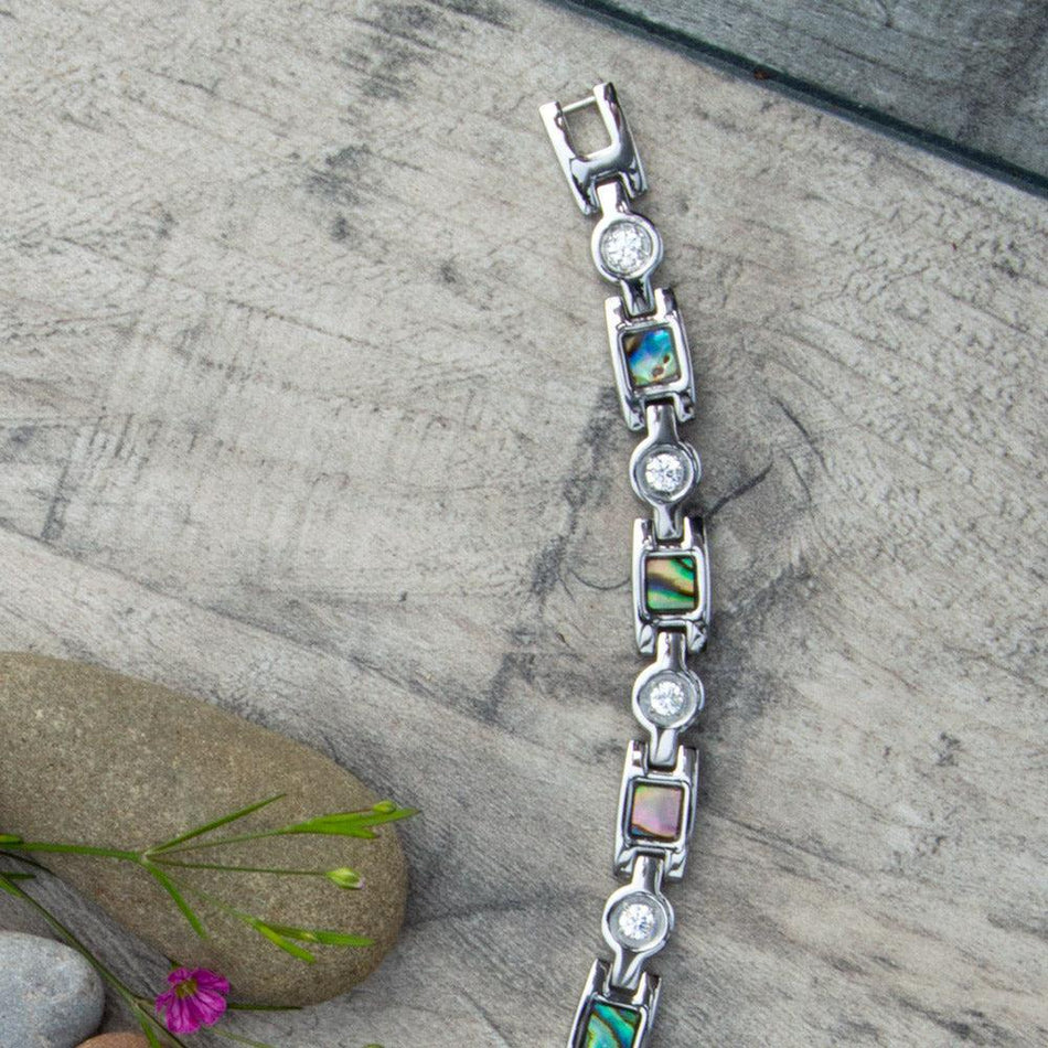 Avens Star 4in1 Magnetic Bracelet- Lillys Pharmacy and Health Store