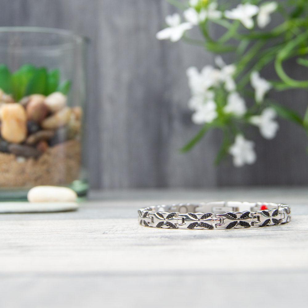 Meadowsweet Night 4in1 Magnetic Bracelet- Lillys Pharmacy and Health Store