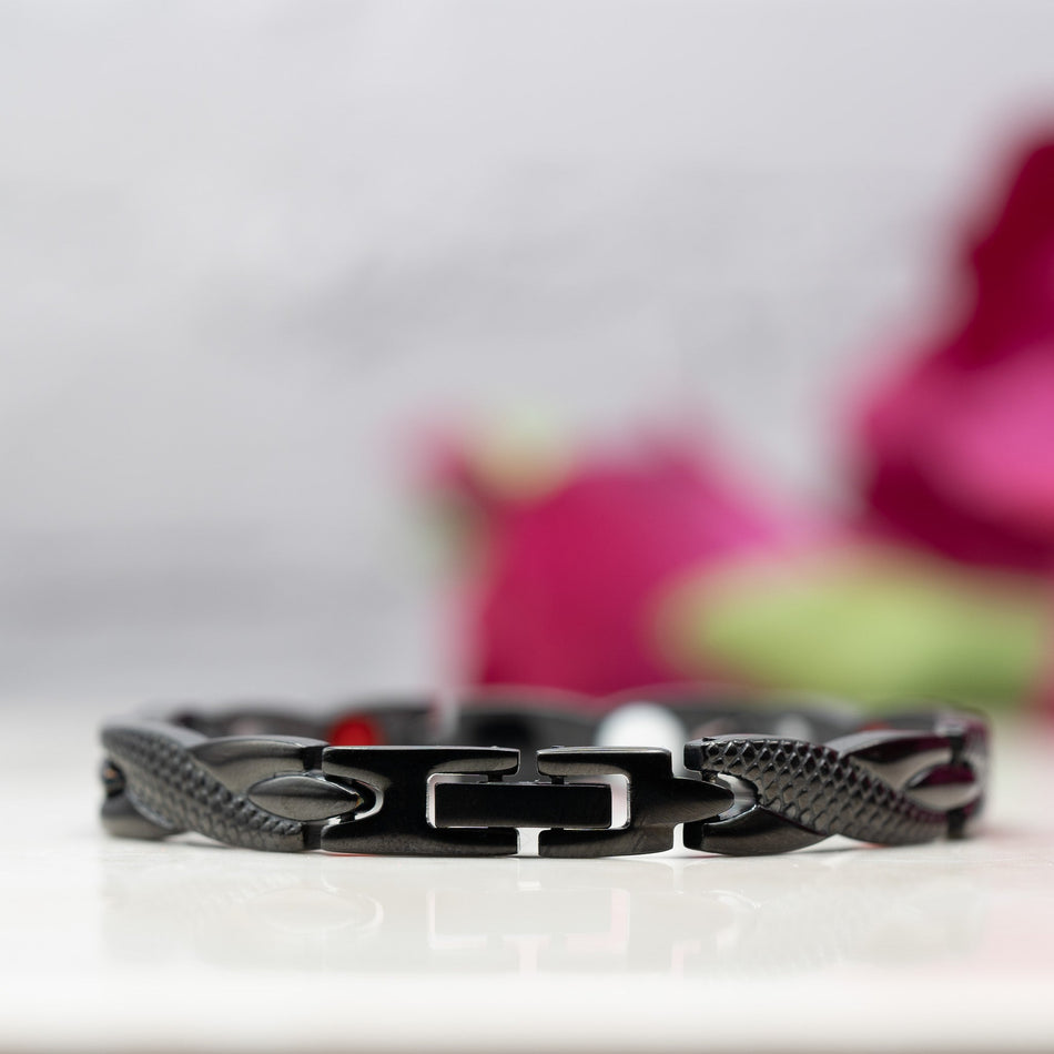 Snapdragon Night 4in1 Magnetic Bracelet- Lillys Pharmacy and Health Store