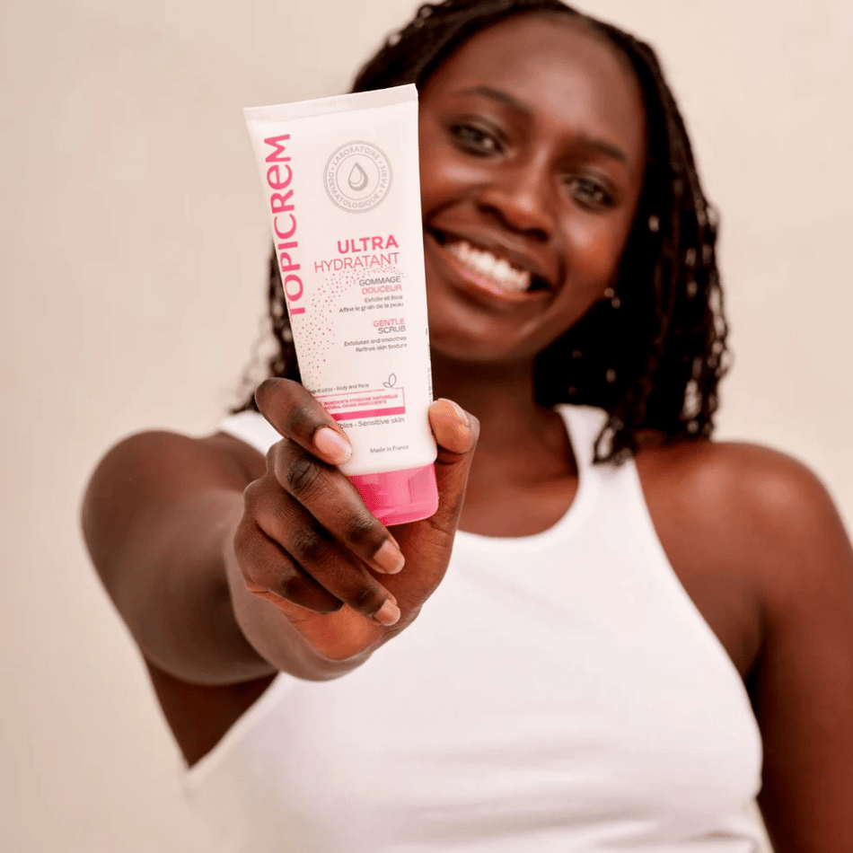 Topicrem ULTRA-MOISTURIZING Gentle Scrub 200ml- Lillys Pharmacy and Health Store